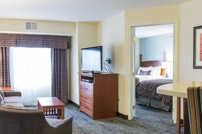 Photo 5 - Staybridge Suites Fargo by IHG