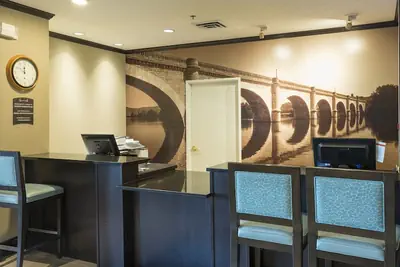 Photo 3 - Staybridge Suites Fargo by IHG