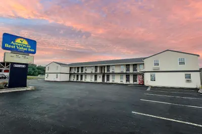 Photo 2 - Americas Best Value Inn Lancaster