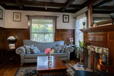 Photo 3 - Calistoga Wine Way Inn