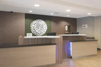 Photo 4 - Fairfield Inn & Suites by Marriott Edmond