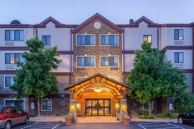 Photo 2 - Staybridge Suites Davenport by IHG