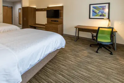 Photo 3 - Holiday Inn Express Hotel & Suites Roseville-Galleria Area by IHG