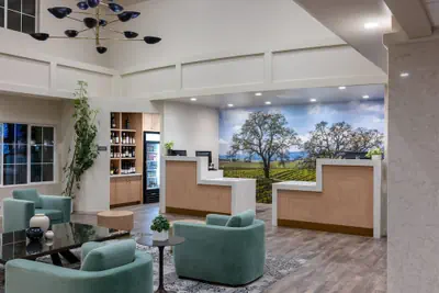 Photo 3 - La Quinta Inn & Suites by Wyndham Paso Robles