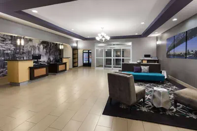 Photo 3 - La Quinta Inn & Suites by Wyndham Houma