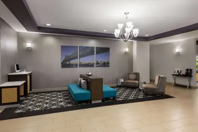 Photo 4 - La Quinta Inn & Suites by Wyndham Houma