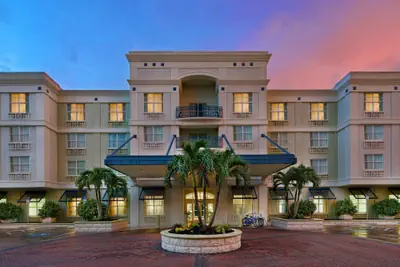 Photo 2 - voco Sarasota by IHG