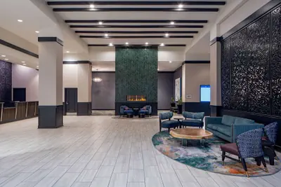 Photo 5 - Hilton Shreveport
