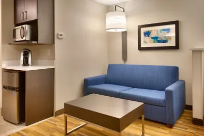 Photo 3 - Holiday Inn Express Hotel & Suites El Paso I-10 East by IHG