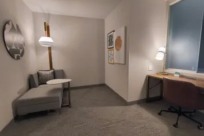 Photo 4 - Holiday Inn Boise Airport by IHG