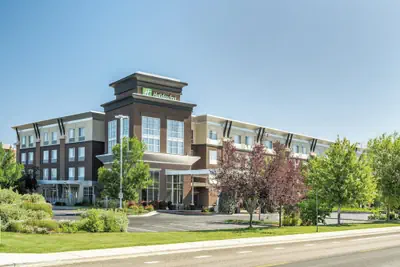 Photo 2 - Holiday Inn Boise Airport by IHG