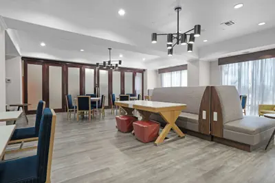 Photo 3 - Hampton Inn Seguin