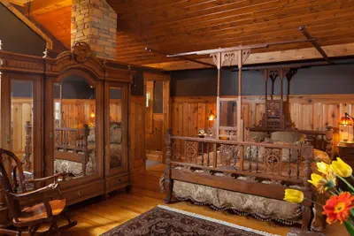 Photo 3 - Vrooman Mansion B&B