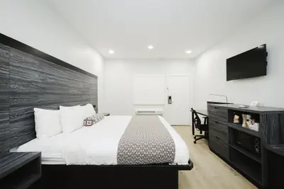 Photo 2 - Sapphire Inn and Suites