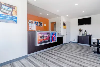 Photo 4 - Motel 6 Barstow, CA - Route 66