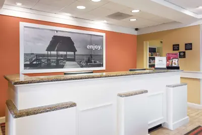 Photo 3 - Hampton Inn Moss Point Pascagoula