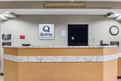 Photo 3 - Quality Inn & Suites Grove City - Outlet Mall