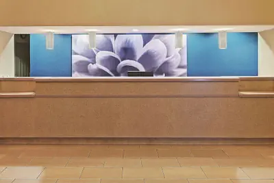 Photo 3 - La Quinta Inn & Suites by Wyndham Corpus Christi Northwest