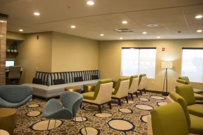 Photo 3 - Holiday Inn El Paso Airport by IHG