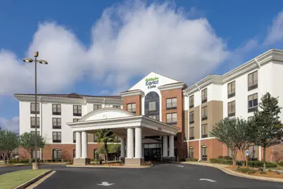Photo 2 - Holiday Inn Express & Suites Flowood by IHG