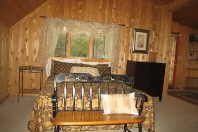 Photo 4 - Always Inn Idyllwild Vacation Cottages