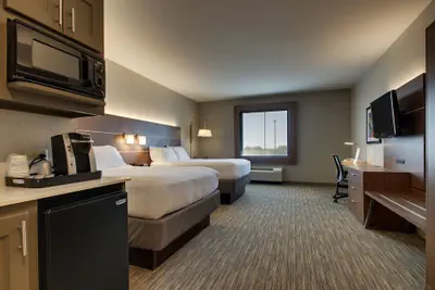Photo 5 - Holiday Inn Express Hotel & Suites Vernon College Area by IHG