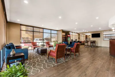 Photo 5 - Comfort Suites Tuscaloosa near University