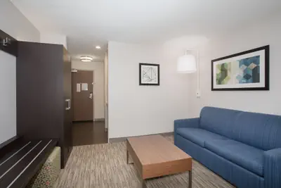 Photo 3 - Holiday Inn Express Hotel & Suites Longmont by IHG