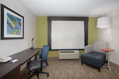 Photo 4 - Holiday Inn Express Hotel & Suites Longmont by IHG