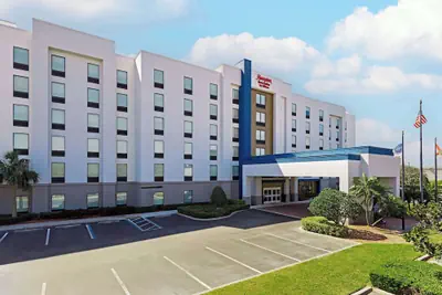 Photo 2 - Hampton Inn & Suites Clearwater/St. Petersburg-Ulmerton Road, FL