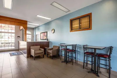 Photo 4 - Rodeway Inn St George North - Near Pioneer Park