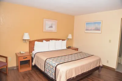 Photo 5 - Northgate Motel