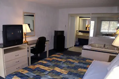 Photo 4 - Superlodge Atlantic City Absecon