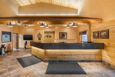 Photo 4 - Best Western Plus Kelly Inn & Suites