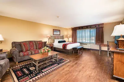 Photo 5 - Best Western Plus Kelly Inn & Suites