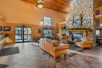 Photo 3 - Best Western Plus Kelly Inn & Suites