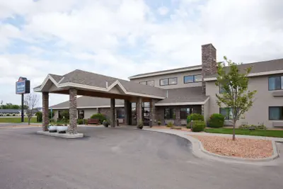 Photo 2 - AmericInn by Wyndham Thief River Falls