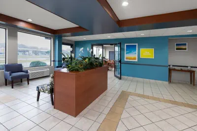 Photo 3 - Days Inn & Suites by Wyndham Seaford