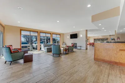 Photo 3 - Comfort Suites Huntsville MidCity District at Research Park