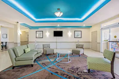 Photo 4 - La Quinta Inn & Suites by Wyndham Corpus Christi Airport
