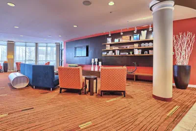 Photo 4 - Courtyard by Marriott Harrisburg West/Mechanicsburg