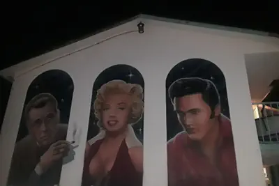 Photo 2 - New Sungate Motel