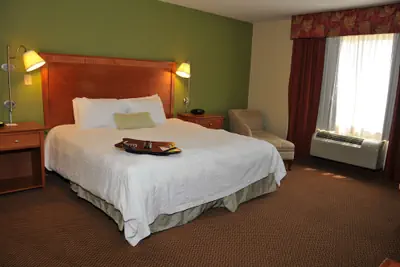 Photo 5 - Hampton Inn Clinton