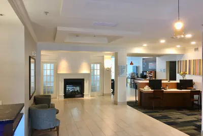 Photo 2 - Holiday Inn Express & Suites Bethlehem Arpt-Allentown Area