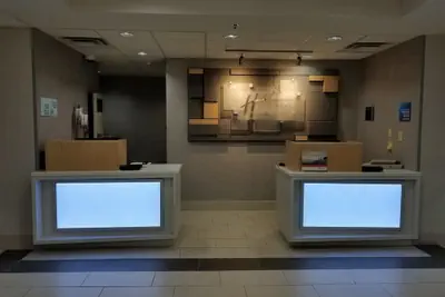 Photo 3 - Holiday Inn Express Hotel & Suites Hillview by IHG