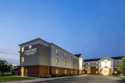 Photo 2 - Candlewood Suites Windsor Locks Bradley Arpt by IHG