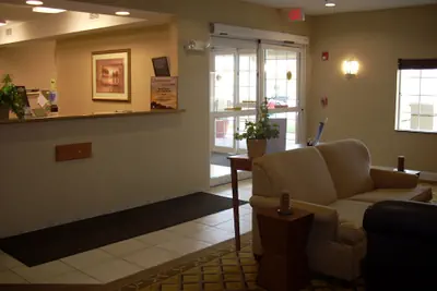 Photo 4 - Candlewood Suites Windsor Locks Bradley Arpt by IHG