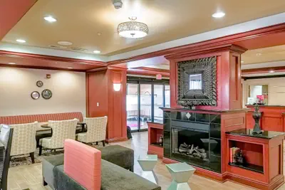 Photo 4 - Hampton Inn Montgomery-South-Airport