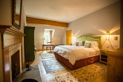 Photo 4 - Wedmore Place