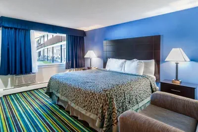 Photo 3 - Beacon Inn and Suites